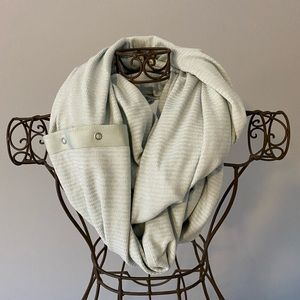 Lululemon scarf